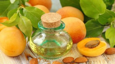 apricot-oil-and-almond-oil